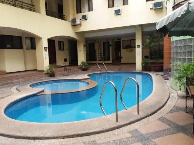 فندق 722 Metropolis Tower Bantud Hacienda المظهر الخارجي الصورة